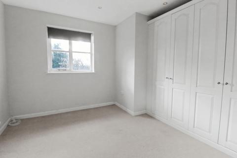 undefined, Brittain Road, Hersham KT12