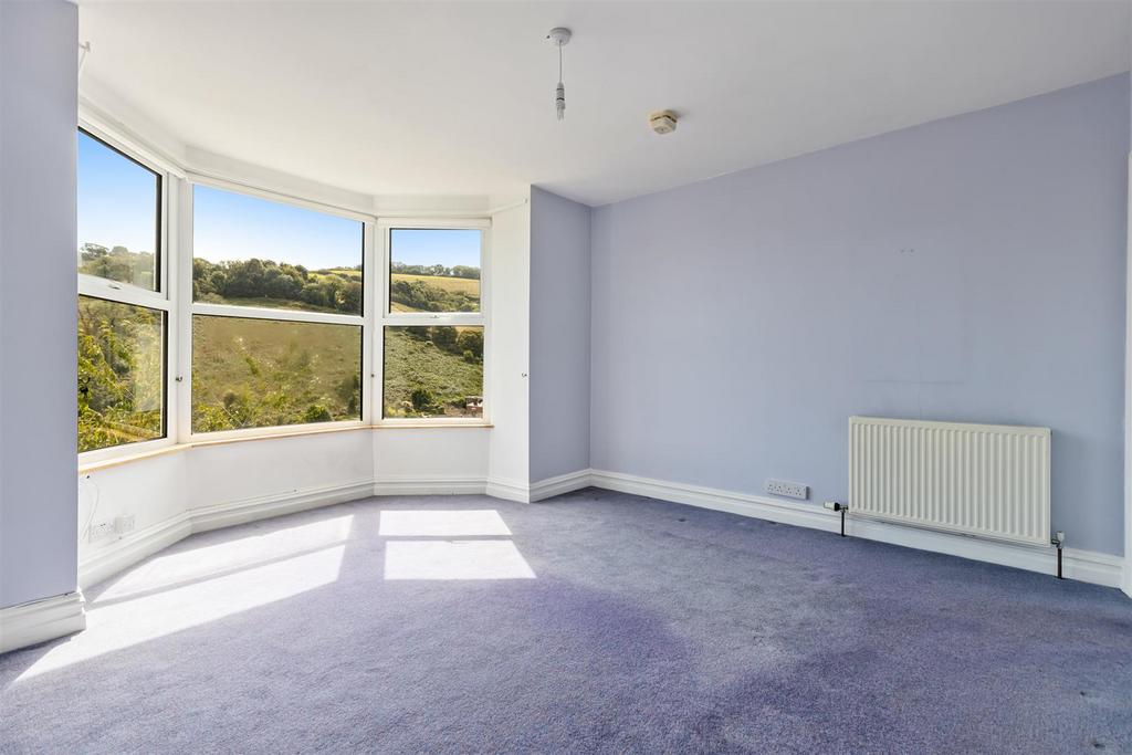 A10 - 23 Fairview Road Dartmouth, Top Flat - 24082