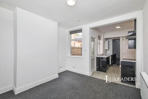 3 bedroom terraced house to rent, Selborne Street, DE24
