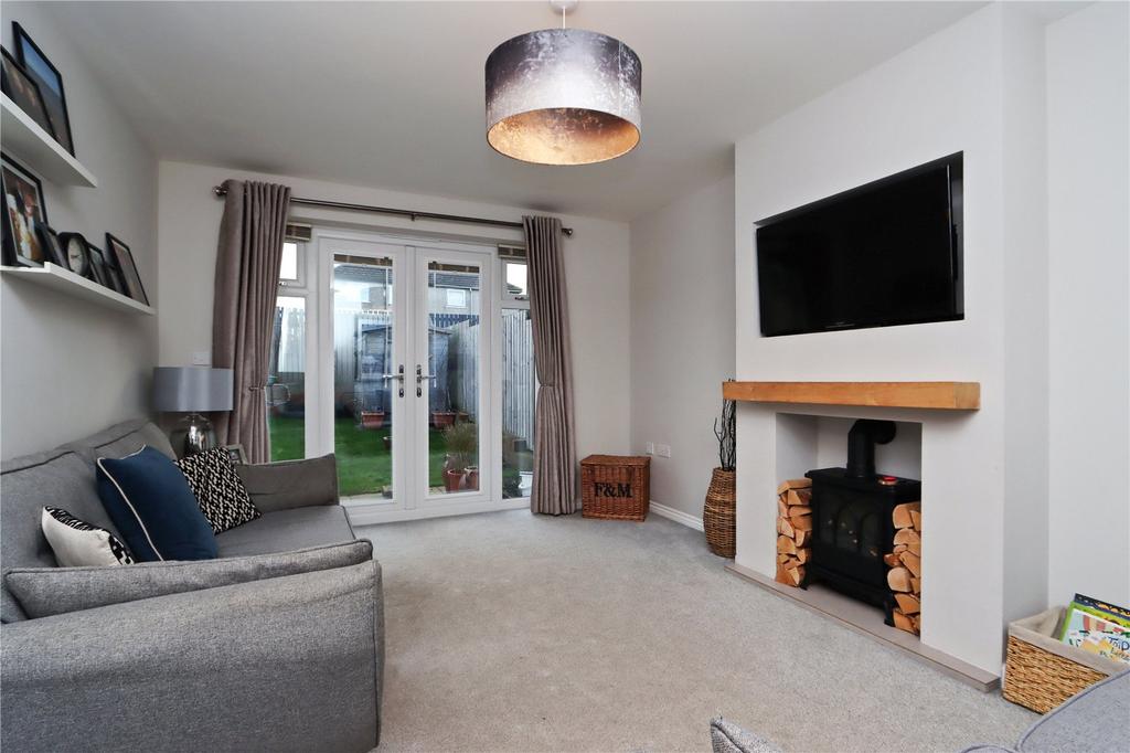 Living Room Pic 1