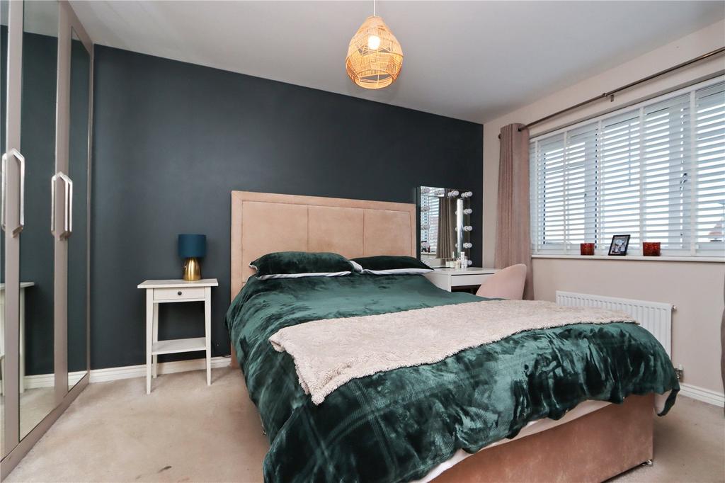 Bedroom One Pic 1