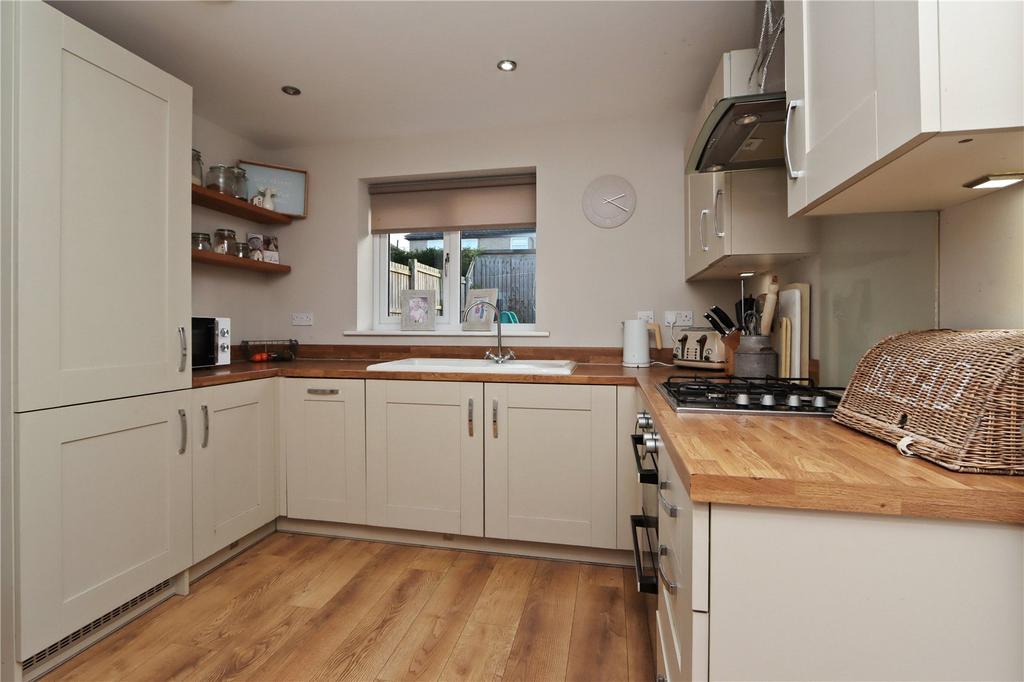 Kitchen Pic 2