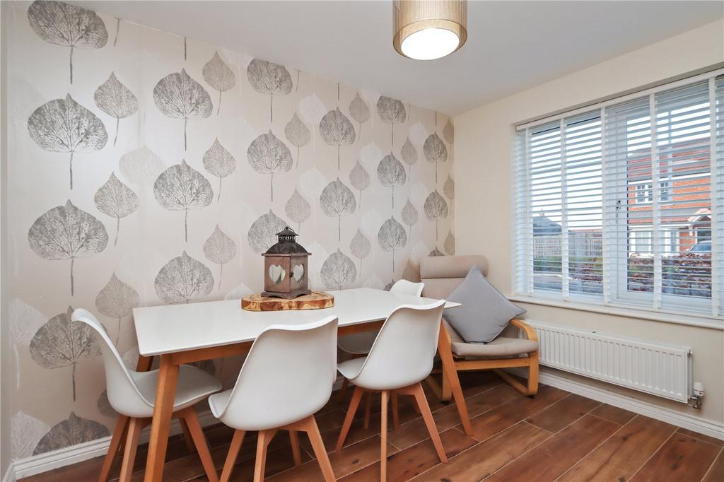 Dining Room Pic 1