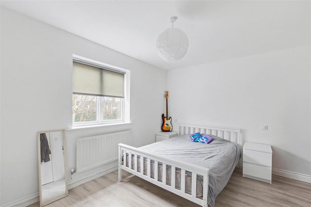 Bedroom 3 2.jpeg