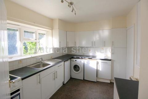 undefined, Collier Close, Ewell KT19