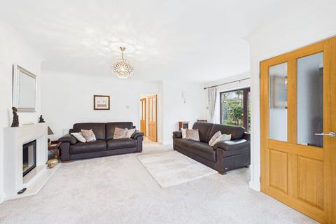 2 bedroom semi-detached house for sale, Oak Avenue, Ormskirk, L39