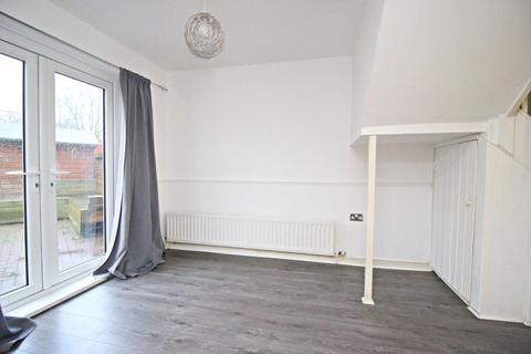 3 bedroom terraced house for sale, Pentland Close, Lambton, Washington