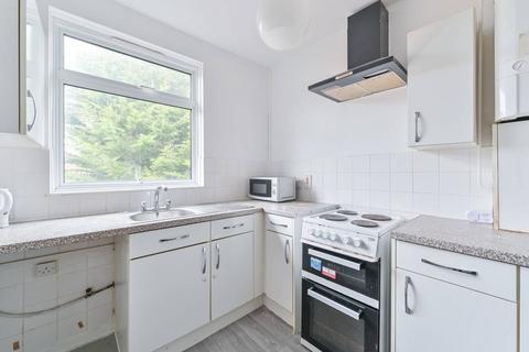 1 bedroom flat for sale, Grove Lane, Camberwell, London, SE5