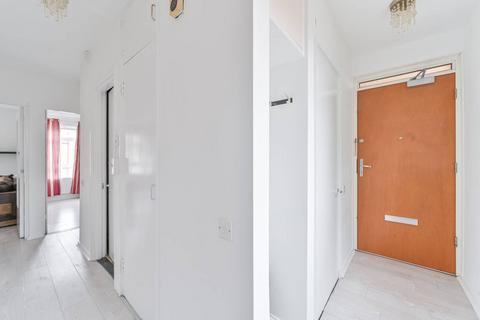 1 bedroom flat for sale, Grove Lane, Camberwell, London, SE5