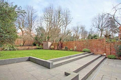undefined, Bracknell Gardens, Hampstead, London, NW3