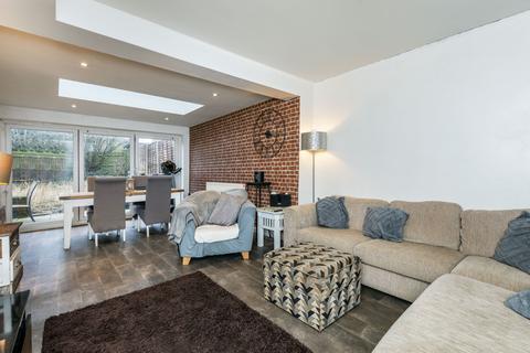 undefined, Copthorne, Crawley RH10
