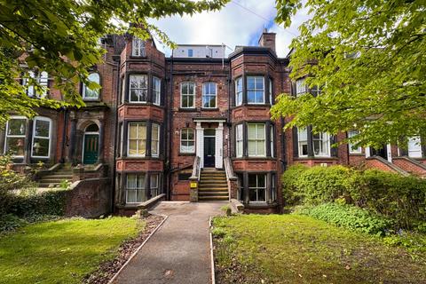 2 bedroom property to rent, Park Court, 13-14 Moorland Road, Hyde Park, Leeds, LS6