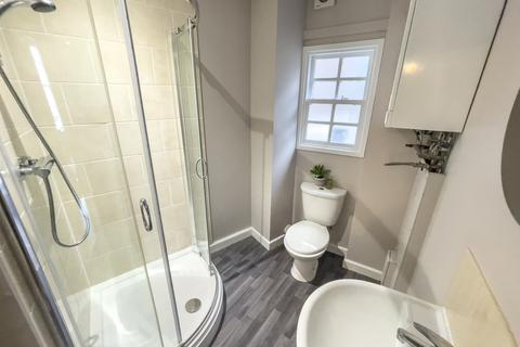 1 bedroom flat to rent, Catharine Street, L8 7NE,