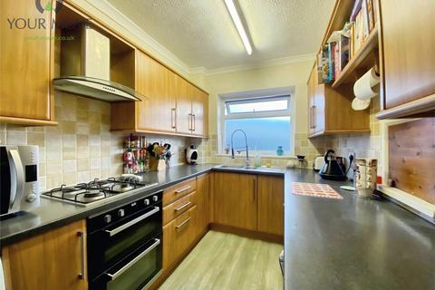 4 bedroom semi-detached house for sale, Southlands Road, Keighley BD20