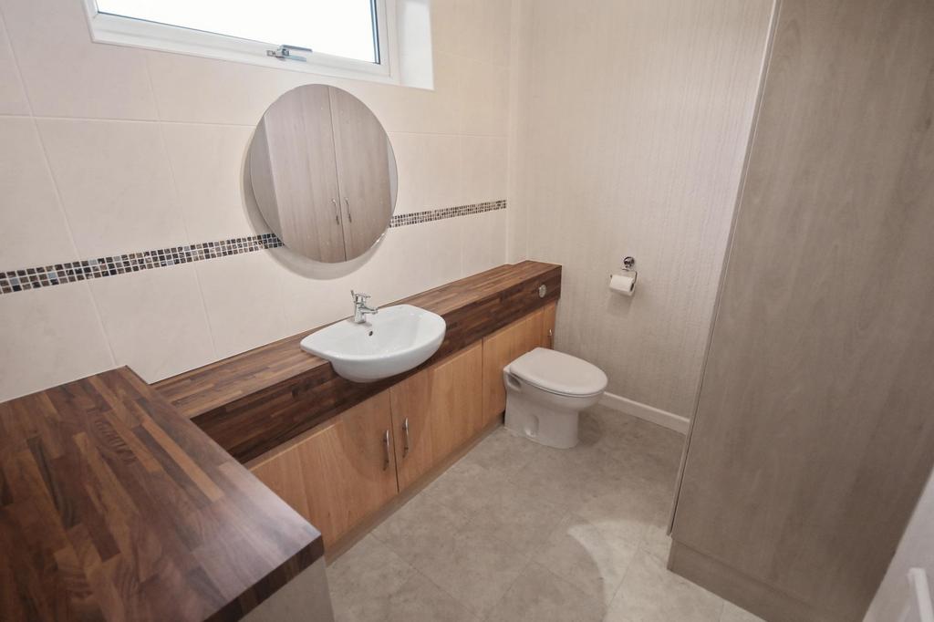 D/S WC & Utility