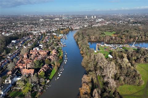 6 bedroom semi-detached house for sale, Strawberry Vale, Twickenham, TW1
