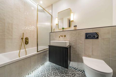 undefined, Gordon Road, London W5