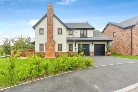 5 bedroom detached house for sale, Chandlers Way, Preston PR2