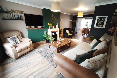 4 bedroom detached house for sale, St. Benedict Close, Peterborough PE6