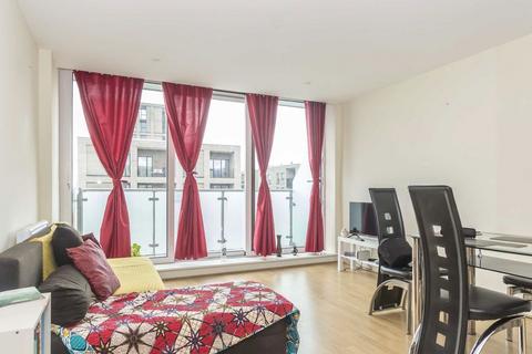 undefined, Gallions Road, London E16