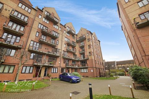 undefined, Rembrandt Close, London E14