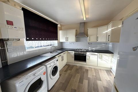 3 bedroom house to rent, Fishponds Road West, Sheffield