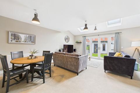 undefined, Chessall Avenue, Horsham RH13