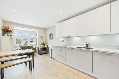 undefined, Chessall Avenue, Horsham RH13
