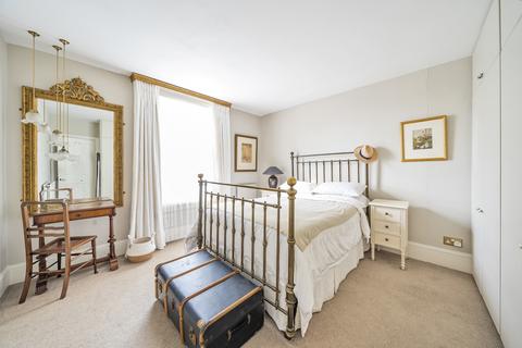 2 bedroom flat to rent, Harvist Road, Queens Park, London, NW6