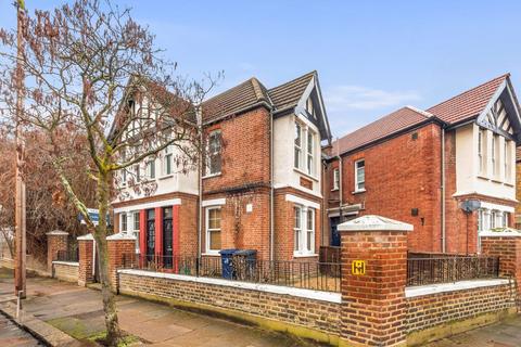 3 bedroom flat for sale, Ramsay Road, London W3