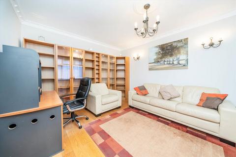 undefined, Avon Road, Greenford UB6