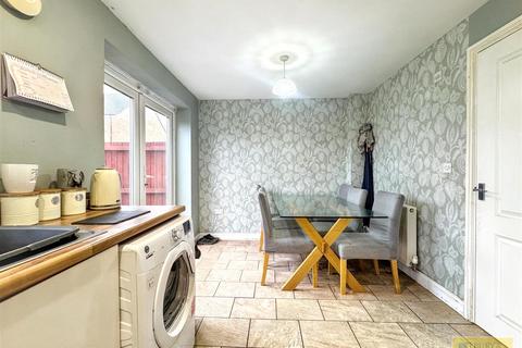 3 bedroom end of terrace house for sale, Beech View Drive, Buxton