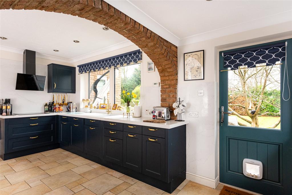 Kitchen/Breakfast