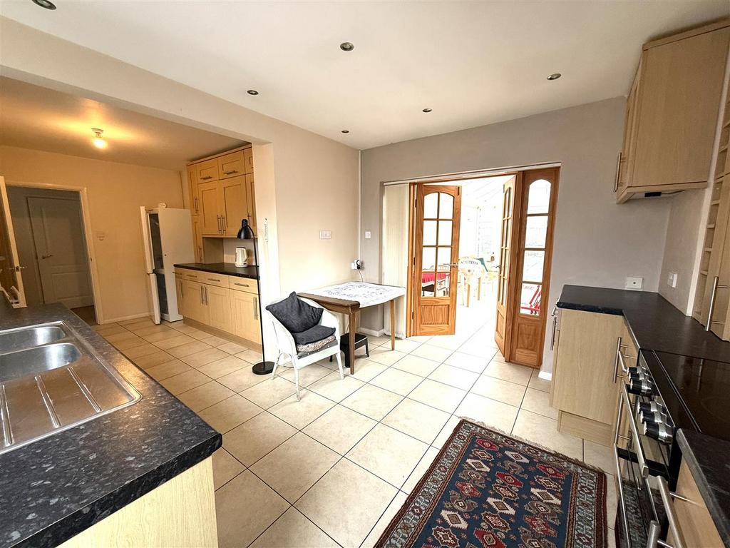 4 mersey kitchen 3.jpeg