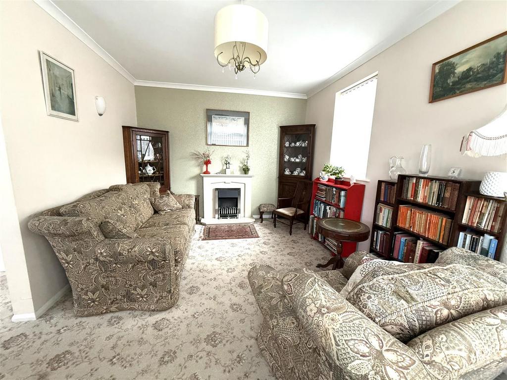 4 mersey lounge.jpeg