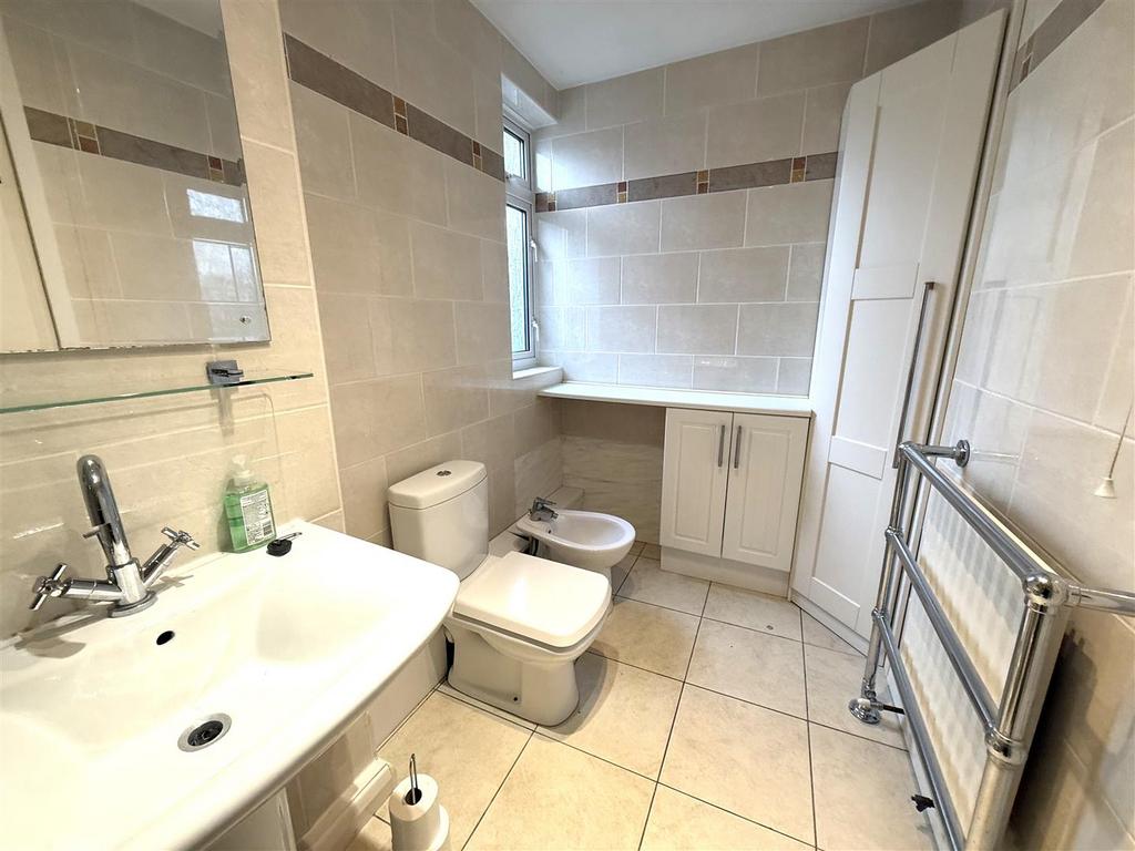 4 mersey bath 3.jpeg