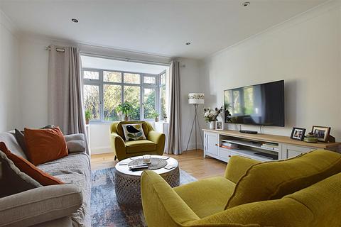 4 bedroom detached house for sale, St. Margarets Crescent, Bexhill-On-Sea