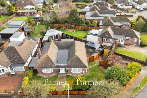 3 bedroom bungalow for sale, Highview Avenue, Clacton-on-Sea, Essex, CO15