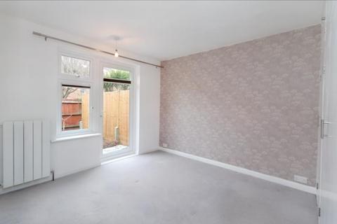 undefined, Grove Close, Kingston Upon Thames KT1
