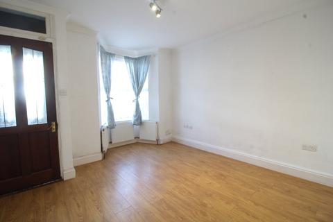 2 bedroom end of terrace house for sale, Northwood Road, Thornton Heath, CR7