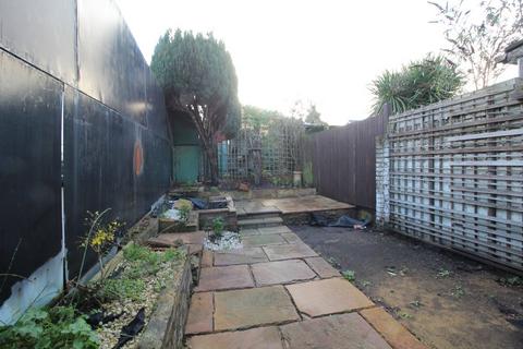 2 bedroom end of terrace house for sale, Northwood Road, Thornton Heath, CR7