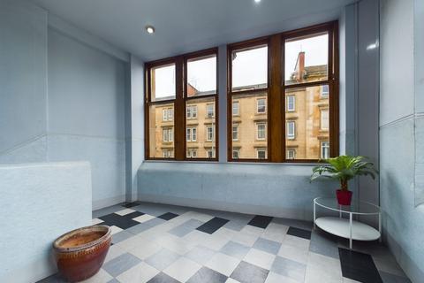 1 bedroom flat to rent, 2/1, 12 Paisley Road West