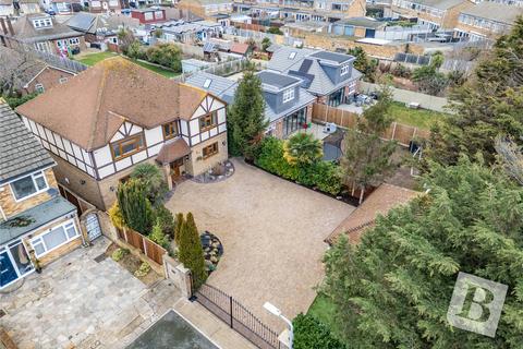 4 bedroom detached house for sale, Sexton Close, Rainham, RM13