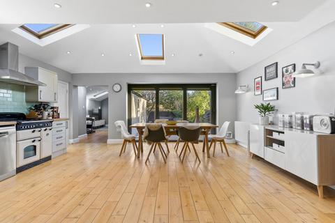 4 bedroom semi-detached house for sale, Sutherland Grove, London, SW18