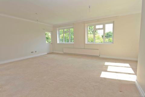 undefined, Green Lane, Northwood HA6