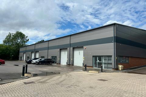 Warehouse for sale, Fishponds Rd Wokingham RG41 2AN