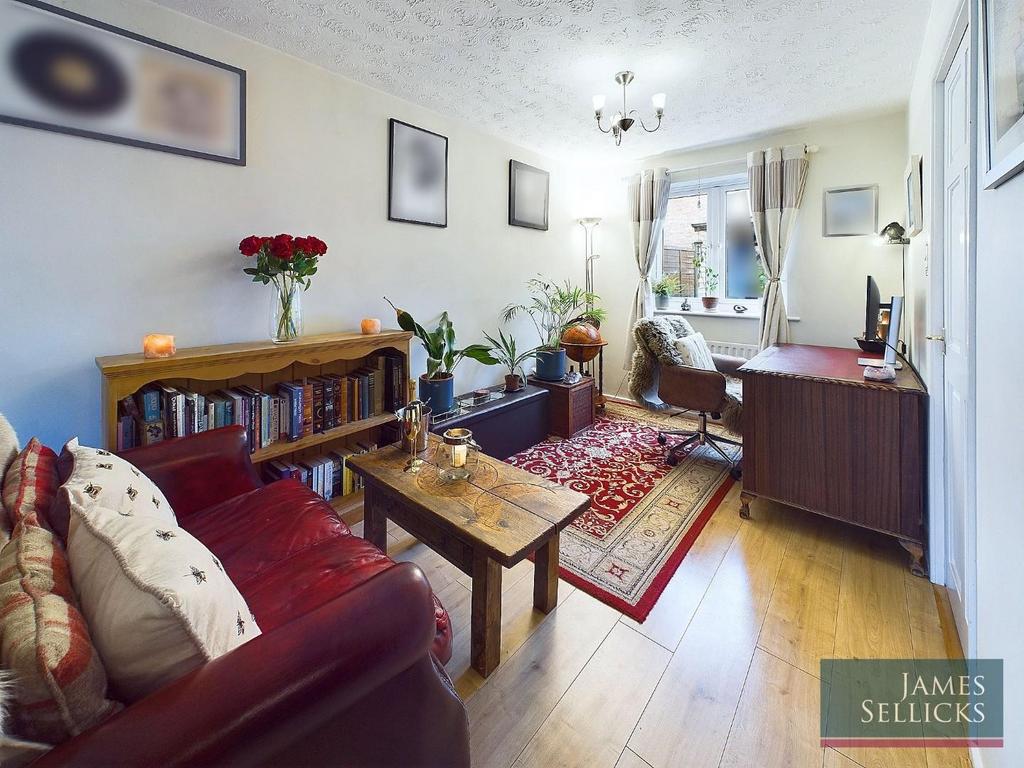 Through Lounge/Dining Room