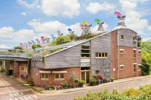 undefined, Dunster Way, Wallington SM6