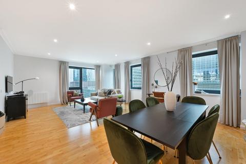 undefined, Discovery Dock Apartments, London, E14