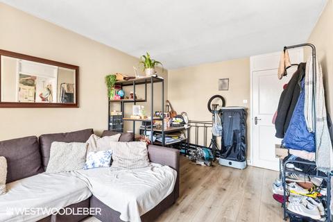 1 bedroom apartment for sale, Berners Way, Broxbourne EN10
